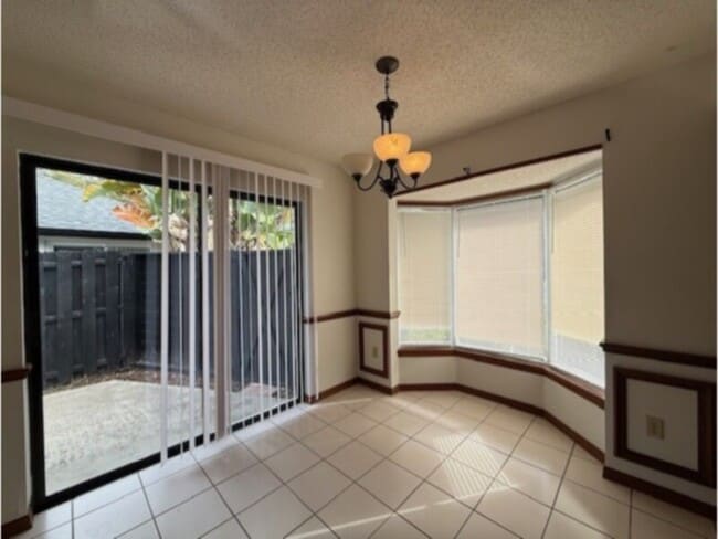 Foto del edificio - Great Value-2 Bedroom Villa- Includes Water and Lawn Care!