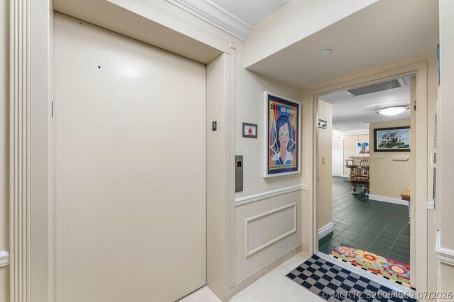 Foto del edificio - 4301 N Ocean Blvd