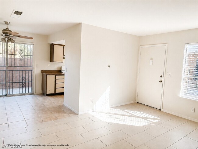 Building Photo - 4338 Caliente St