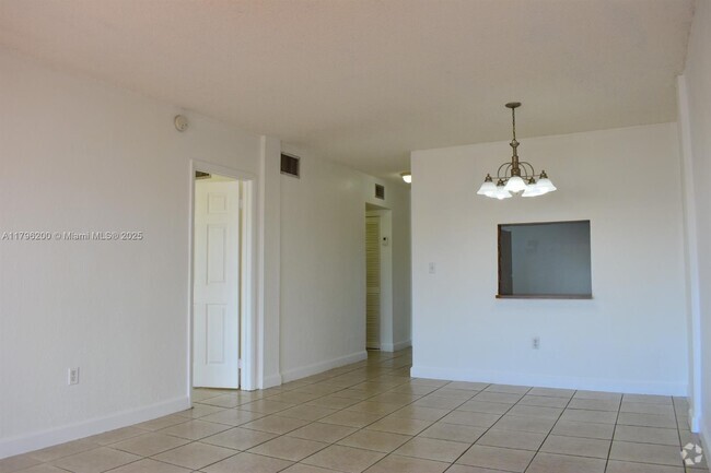 Building Photo - 10900 SW 104th St