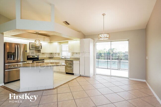 Foto del edificio - 2223 NE 1st Terrace