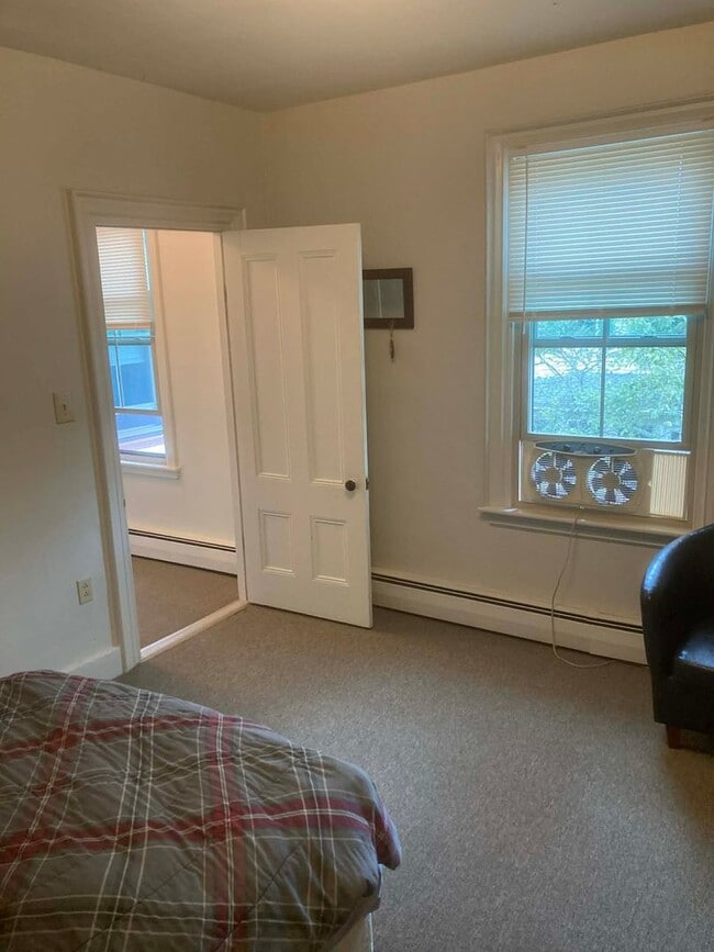 Building Photo - Thing