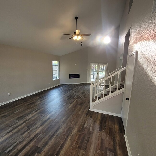 Building Photo - 14623 Highland Rdg