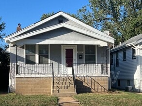 Building Photo - 6221 Fyler Ave