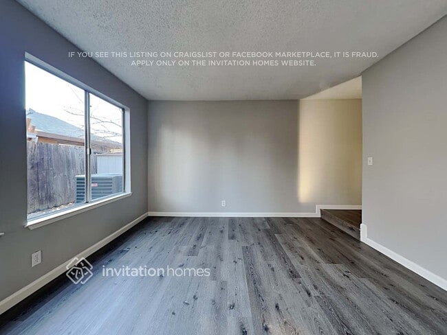 Building Photo - 2655 Elmhurst Cir