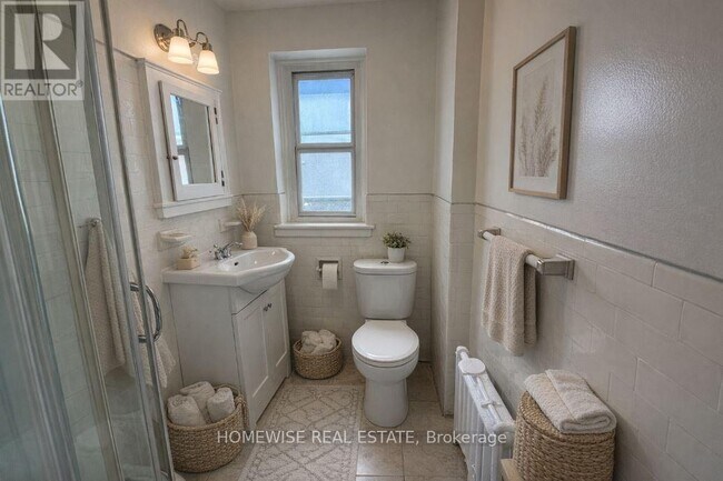 Photo du bâtiment - 189 Vaughan Rd