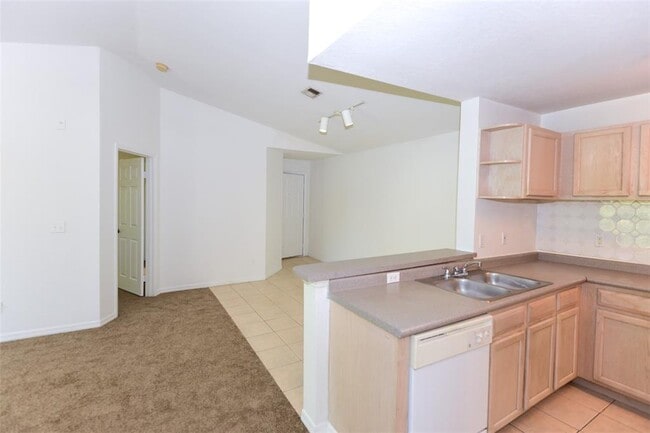 Building Photo - 7511 Seurat St