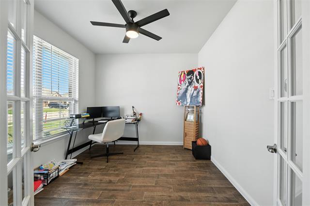 Foto del edificio - 3443 Eloise Ln