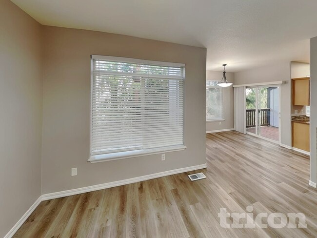 Foto del edificio - 7535 SW Onnaf Ct