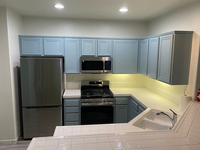 Foto del edificio - Beautiful Otay Ranch Village Home