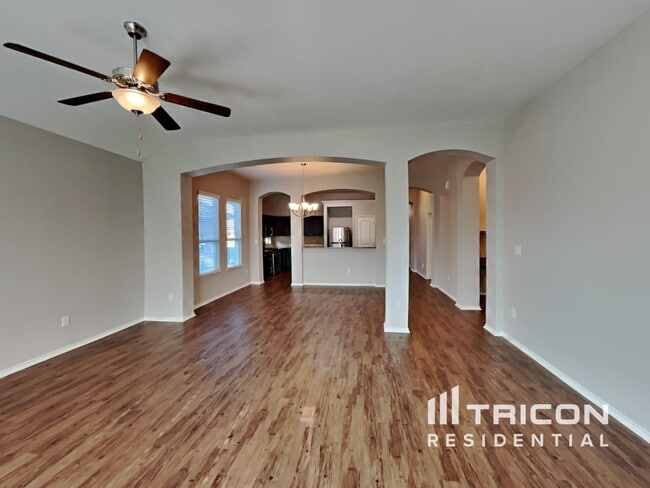 Foto del edificio - 1937 Briar Grove Dr