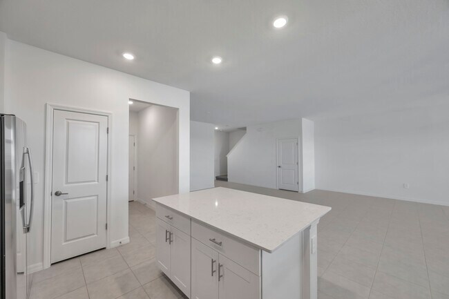 Building Photo - 9328 Bonita Mar Dr