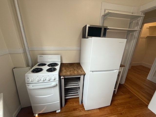 Building Photo - 504 Beacon St