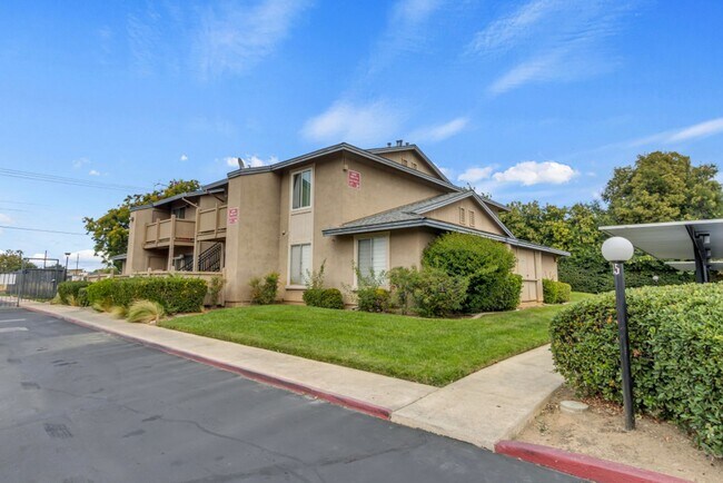 Photo - Great 2 Bedroom Condo in Gated Community