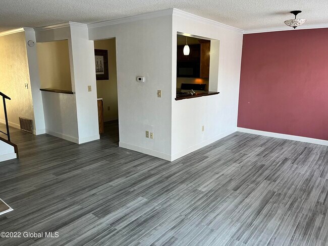 Building Photo - 12 Cobble Ct
