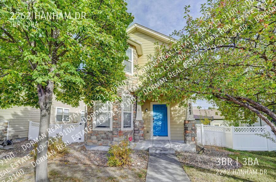 Primary Photo - $500 OFF the first month of rent! Charming...