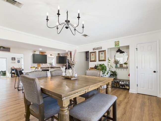 Foto del edificio - 38 Cape Dr NW