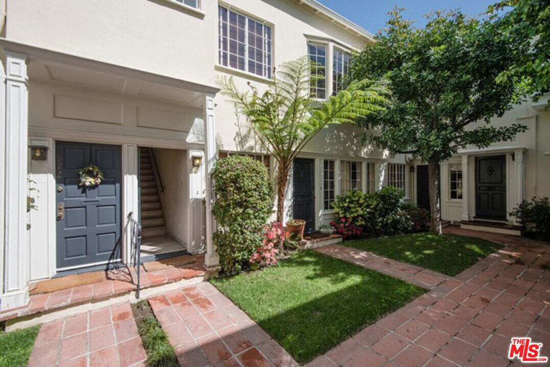 Foto principal - 9974 Durant Dr