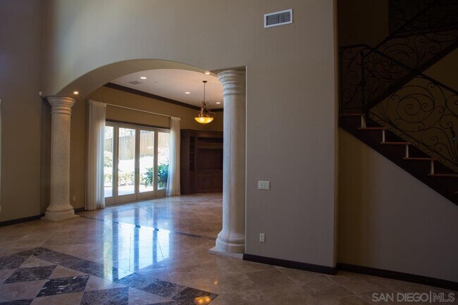 Foto del edificio - 3745 Vista Pointe