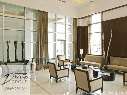 Building Photo - 45 Riverwalk Pl