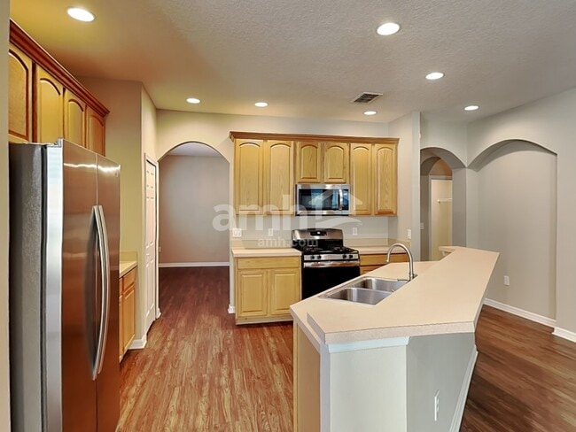 Building Photo - 4858 Blue Major Dr