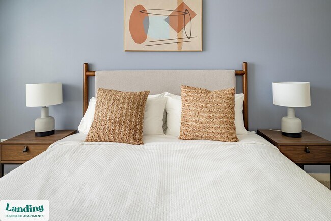 Foto del edificio - 6225 Mobile Hwy