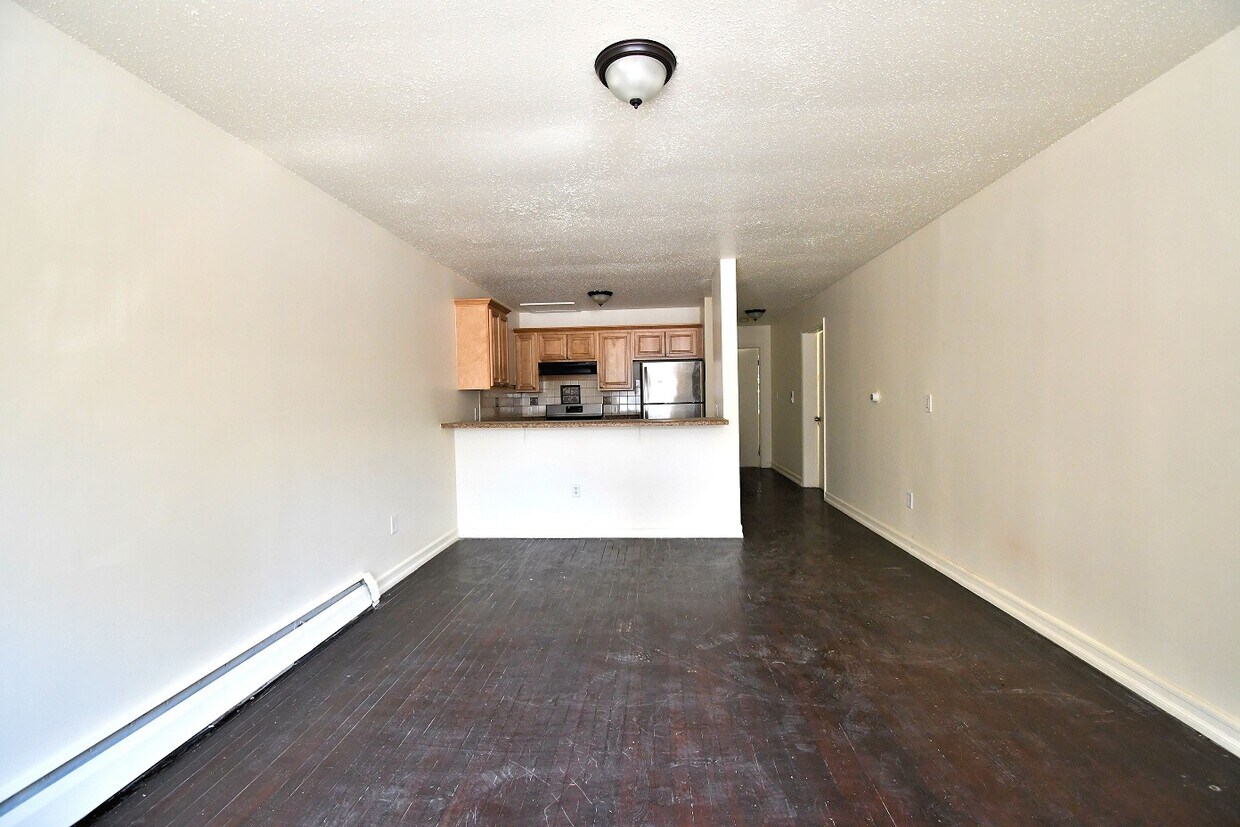 Primary Photo - 485 E 140th St