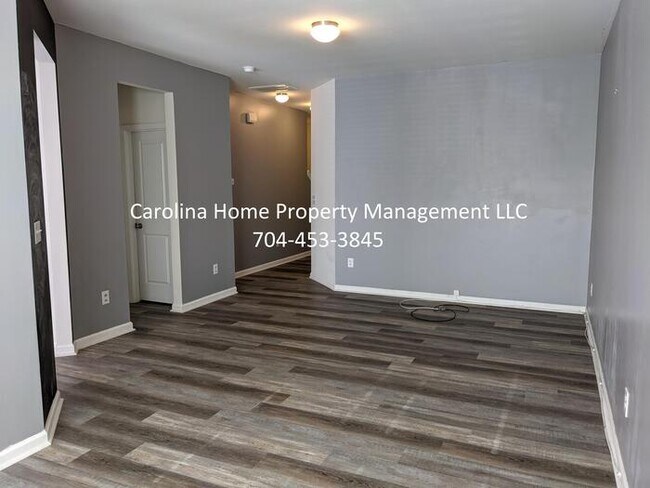 Building Photo - 9073 Bradstreet Commons Way