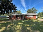 Primary Photo - Charming 2-Bedroom, 1-Bath Home with Moder...