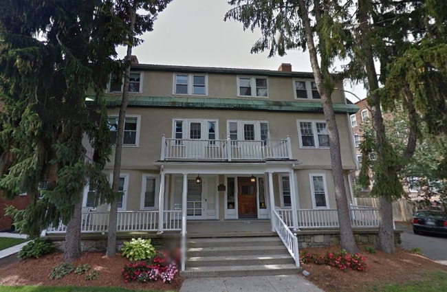 Building Photo - 1 Langdon Sq