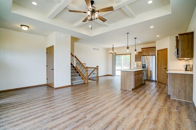 Foto del edificio - 425 Odyssey Ct