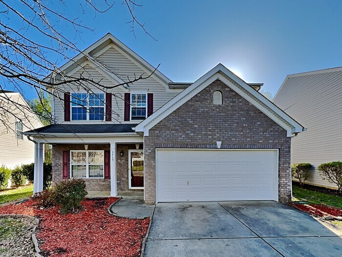 Foto principal - Beautiful 2 story home!