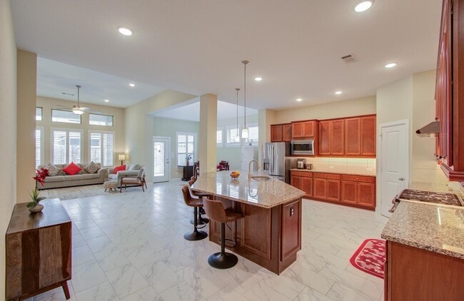 Foto del edificio - 11810 Dockside Shores Dr