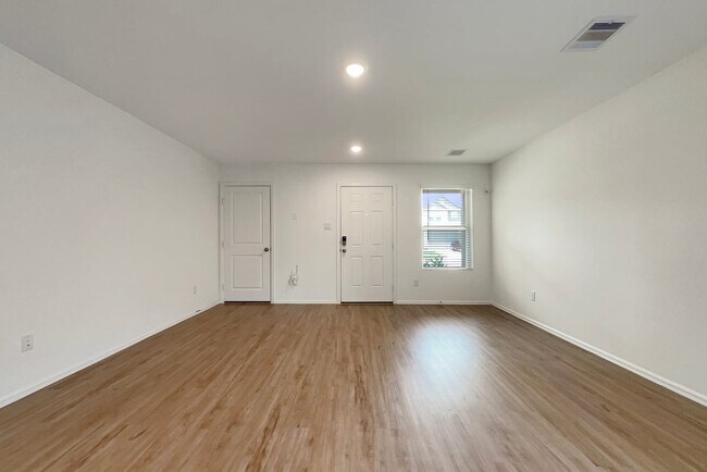 Foto del edificio - 16418 Monte Sinai Dr