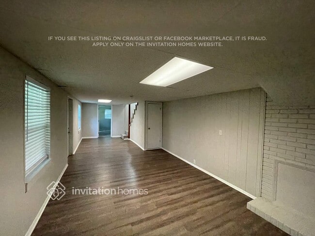 Building Photo - 1108 Dogwood Park