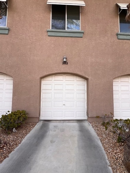 Building Photo - 801 Dana Hills Ct