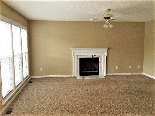 Building Photo - 204 Machost Dr