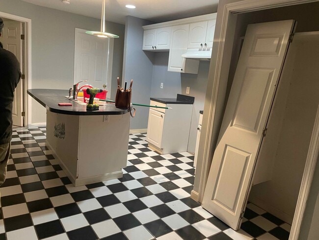 Cocina - 132 Summer St