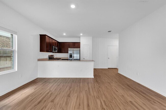 Foto del edificio - 219 George Neggan Ln