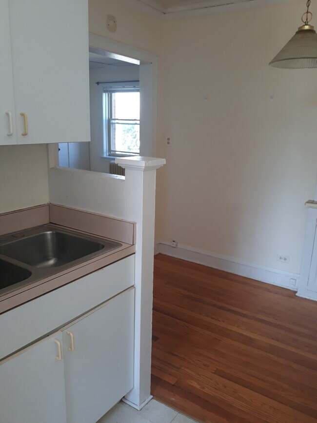 Foto del edificio - 7463 N Marshfield Ave
