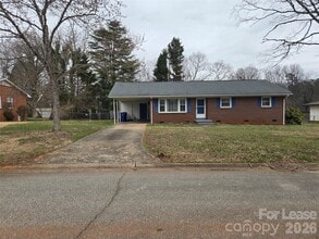 Building Photo - 158 Crestview St