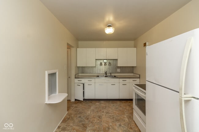 Building Photo - 701 Brewer Pl