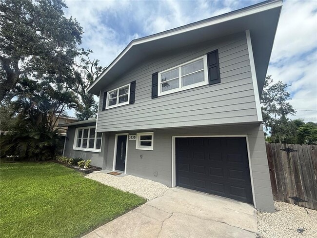 Foto del edificio - 3135 Alta Vista St