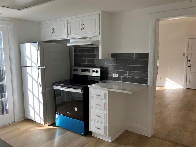 Building Photo - 202 S Willomet Ave