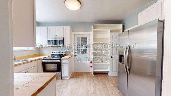 Foto del edificio - 2739 Herschel St