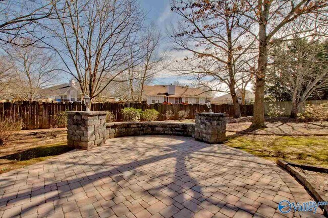 Foto del edificio - 108 Ox Bow Ct