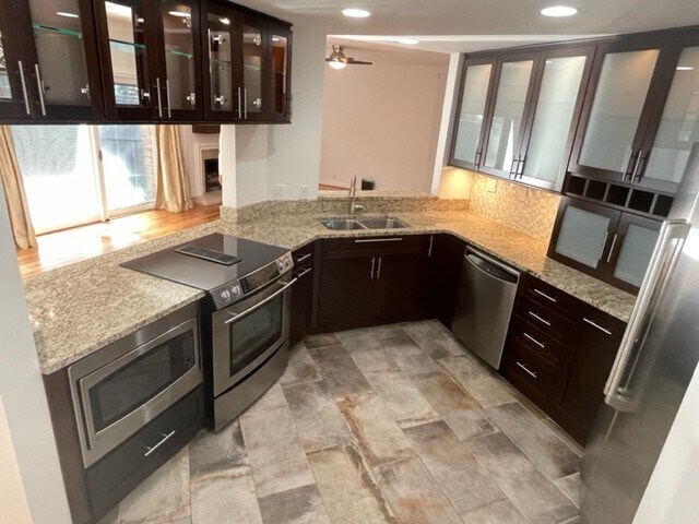 Foto del edificio - 123 Hampton Pl