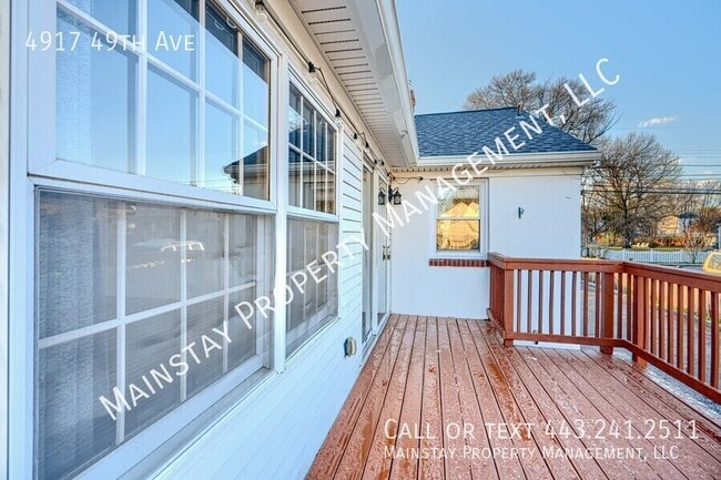 Building Photo - 4917 49th Ave