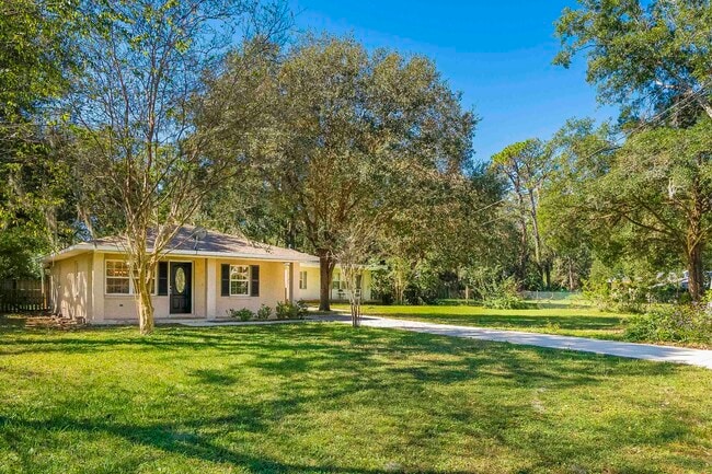 Building Photo - 241 Cantio Ave