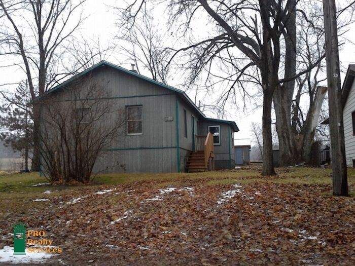 2190 2nd Ave, Newport, MN 55055 House Rental in Newport, MN